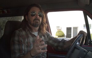 Foo Fighters Drop Trailer for New Documentary WHAT DRIVES US About Being Musicians on the Road