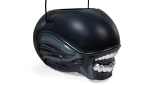 Get This ALIEN-Inspired Xenomorph Trick-or-Treat Bucket For Halloween!