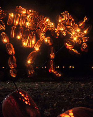 Giant Dinosaur Skeleton Pumpkin Sculptures!