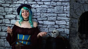 Ginny Di Humors Fans with 100 DUNGEONS & DRAGONS Insults