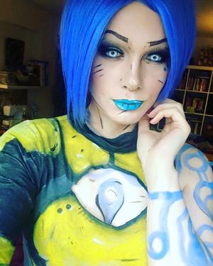 Gorgeous BORDERLANDS 2 Maya Cosplay