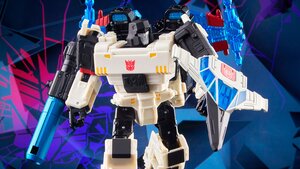 Hasbro Pulse Reveals New SHATTERED GLASS Megatron Figure