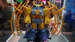 Hasbro Unveils Massive 2-Foot Tall TRANSFORMERS Unicron Action Figure!