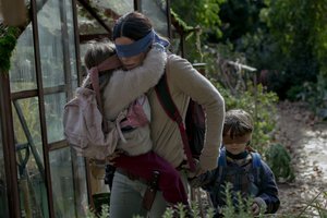 Is The Netflix Original Movie BIRD BOX Just a Rip-Off Of A QUIET PLACE? One Minute Movie Review