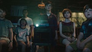 IT: CHAPTER 2 Wraps Production and We Have a Cast Photo and a Teaser Poster
