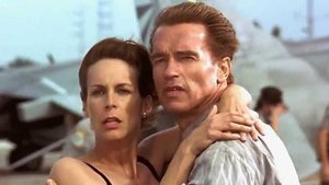 Jamie Lee Curtis Explains Why Arnold Schwarzenegger Didn't Want Her To Join TRUE LIES