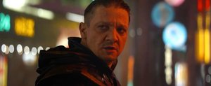 Jeremy Renner Talks About Avoiding ENDGAME Spoilers Doing Press