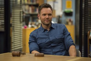 Joel McHale and Beck Bennett to Star in Comedy Central TV Movie OFFICE RACE