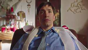 Justin Long Has a Crazy Psychedelic Trip in The Trailer For THE WAVE