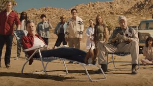 Kevin Bacon Reunites with TREMORS Co-Star Michael Gross in Amusing New Commercial