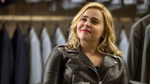 Mae Whitman Set to Star in Hulu Musical Series UP HERE