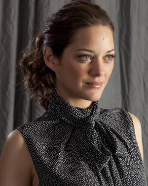 Marion Cotillard May Join Brad Pitt in Robert Zemeckis' WWII Spy Thriller