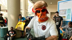 Mark Hamill Dressed Up as Donald Trump Darth Vader at Comic-Con