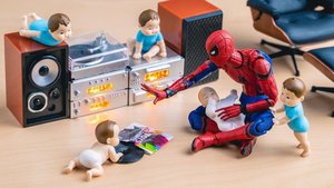 Marvel and DC Fan Has Some Fun with Superhero Action Figures in This Series of Photos