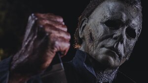 Michael Myers is Out For Blood in New Image From HALLOWEEN KILLS