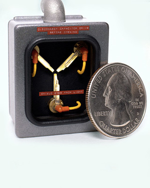 Mini BACK TO THE FUTURE Flux Capacitor with Animated Light Effects