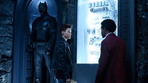 New BATWOMAN Photo Features First Look at Arrowverse's Take On Batman's Suit