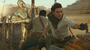 New BTS Featurette For STAR WARS: THE RISE OF SKYWALKER Shows How The Sand Chase Scene Was Created