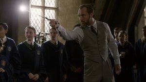 New FANTASTIC BEASTS 2 Featurette Focuses on Dumbledore, Three Clips, and a TV Spot