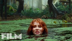 New JURASSIC WORLD: DOMINION Photo Features Bryce Dallas Howard in Serious Trouble