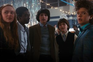 New Peek at the STRANGER THINGS Gang Thanks to Promotional Item
