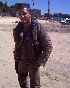 New Set Photo of Tom Hardy as Mad Max