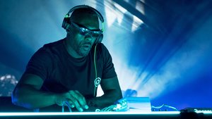 New Photos For Netflix's TURN UP CHARLIE Series Features Idris Elba as a DJ