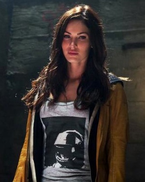 New Pics of Megan Fox as April O’Neil in TEENAGE MUTANT NINJA TURTLES