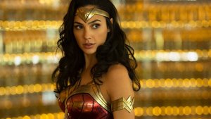 New WONDER WOMAN 1984 Photo Features Gal Gadot in Full Costume