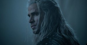 Official Image of Liam Hemsworth as Geralt of Rivia in THE WITCHER Season 4