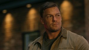 REACHER Star Alan Ritchson Set For Adaptation of Nicholas Sparks‘ COUNTING MIRACLES