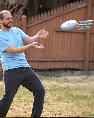 Ridiculous STAR TREK U.S.S. Enterprise Frisbee