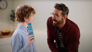 Ryan Reynolds and His THE ADAM PROJECT Co-Star Make a Funny Mac & Cheese Commercial