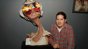 Sculptor Perfectly Recreates Johnny Depp's Twisted FEAR AND LOATHING IN LAS VEGAS Head From the Poster