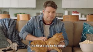 Sean Astin And Mews Rewatch STRANGER THINGS In Hilarious Netflix Video