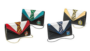 Show Your Hogwarts House Pride with This Adorable Clutch