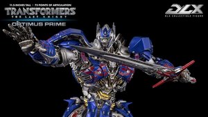 Sideshow Unboxes Battle Ready Optimus Prime DLX Collectible Figure