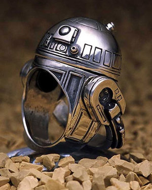 STAR WARS Character Rings with Rancor, Ackbar, and More