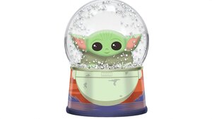 The First Officially Licensed Baby Yoda Snow Globe Has Been Revealed