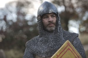 The Netflix Original OUTLAW KING Is A Beautifully Blood-Soaked Battle Epic - One Minute Movie Review