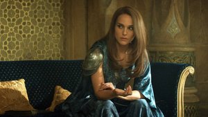 THOR: LOVE AND THUNDER Action Figure Reveals Natalie Portman's Jane Foster as Thor