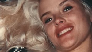 Trailer for Netflix Documentary ANNA NICOLE SMITH: YOU DON'T KNOW ME