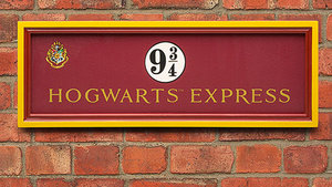 Turn Any Room Into a Fake Train Station With This Hogwarts Express Platform 9 3/4 Sign