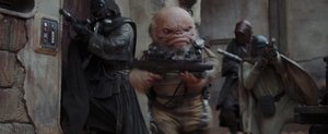 Warwick Davis Would Love to Return to the STAR WARS Universe and Shares The Surprising Character He'd Want to Play Again