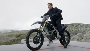 Watch Tom Cruise Drive a Motorcycle off a Cliff in Insane Stunt for MISSION: IMPOSSIBLE - DEAD RECKONING