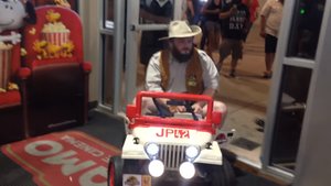 Your Child Won't Be Able To Escape A Dinosaur In This JURASSIC PARK Jeep, But They'll Look Cool While Being Eaten